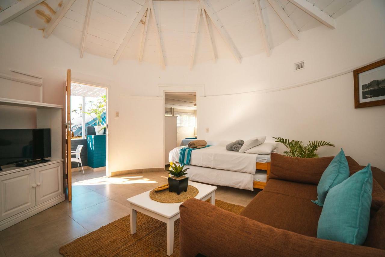 Surf Motel ウムドロティ エクステリア 写真